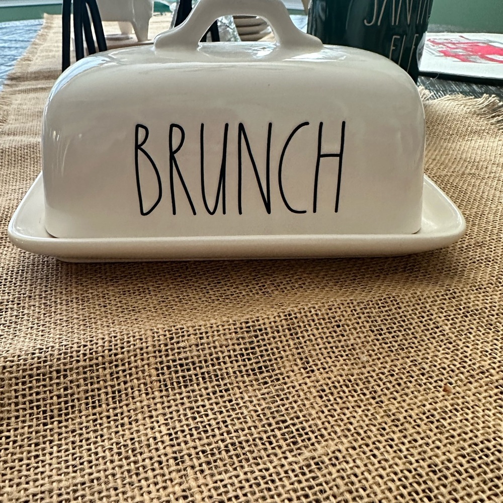 Butter dish
